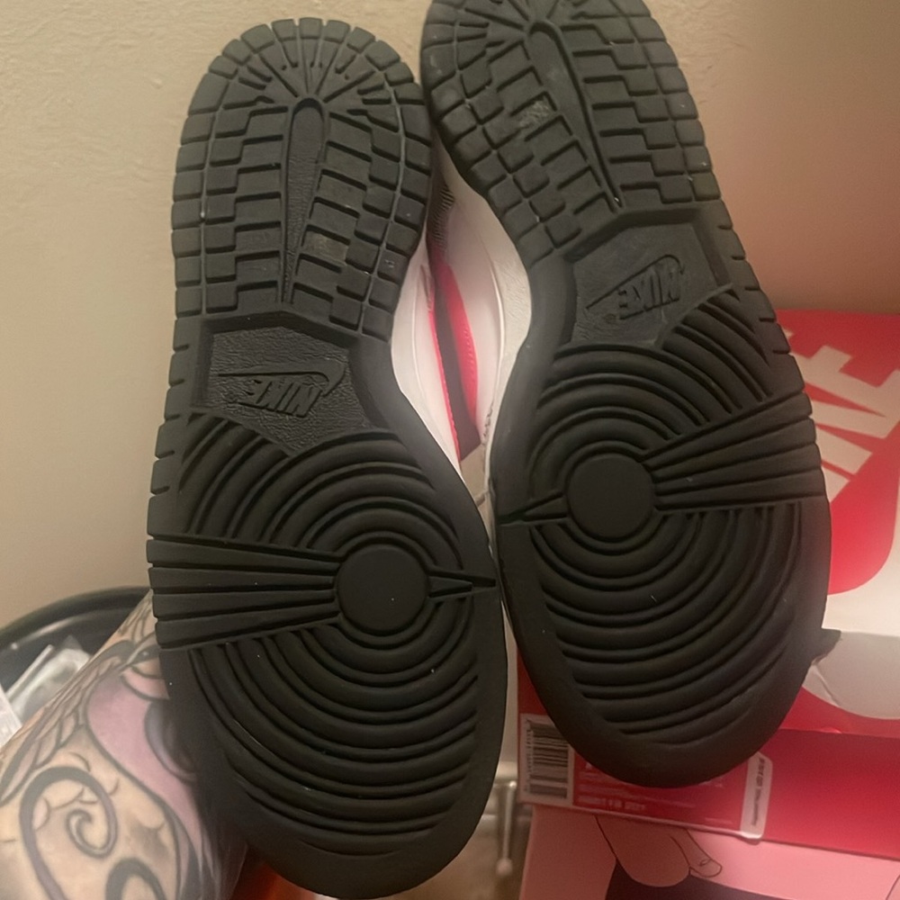 Nike Dunks - image 5